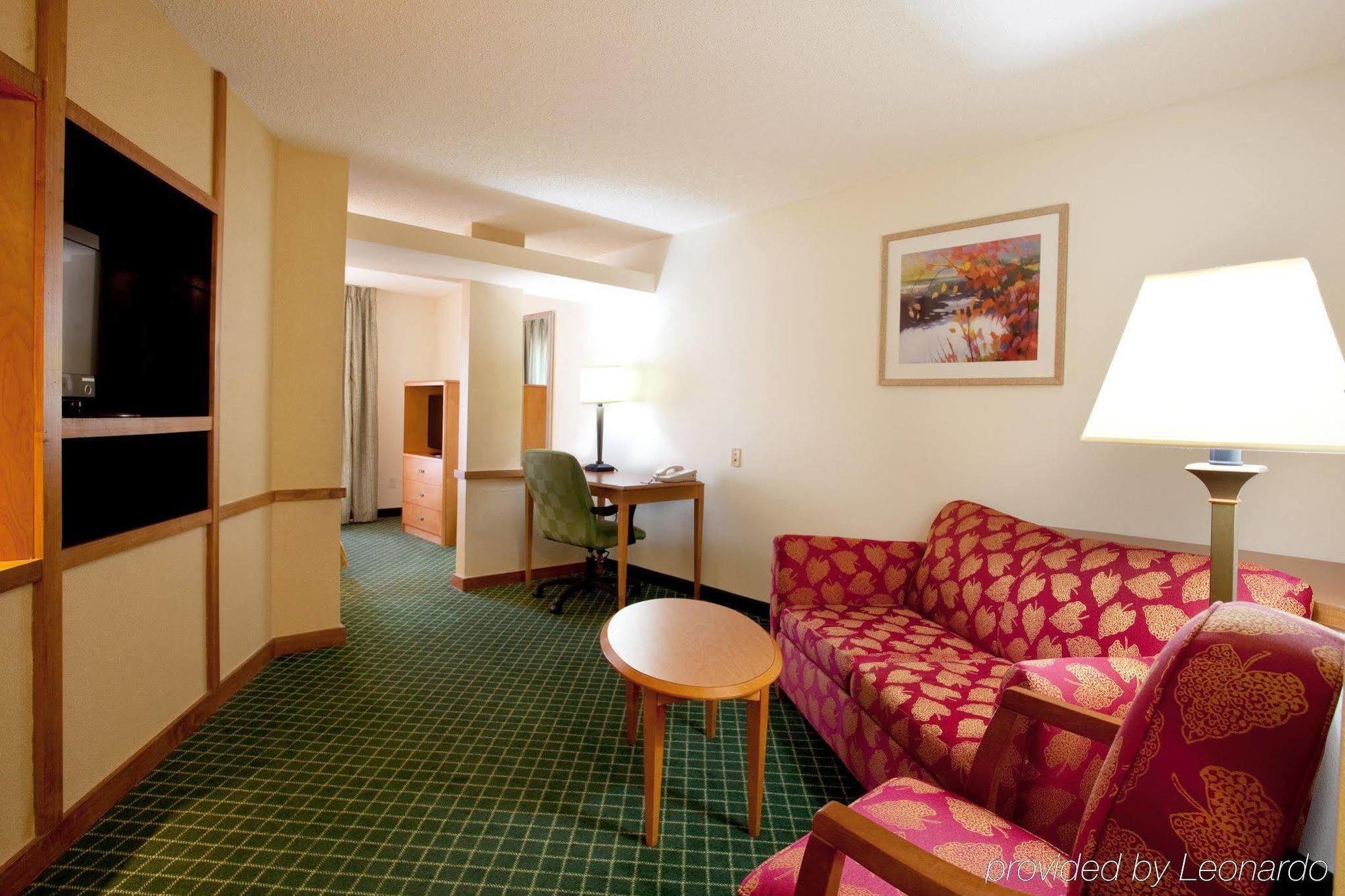 Holiday Inn Express New Orleans East By Ihg Pokoj fotografie